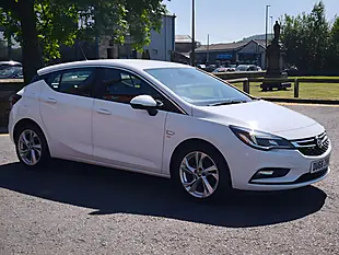 Used 2018 Vauxhall Astra Sri White - Interior and Exterior details 10