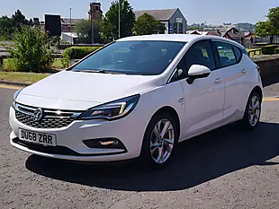 Used 2018 Vauxhall Astra Sri White - Interior and Exterior details 19