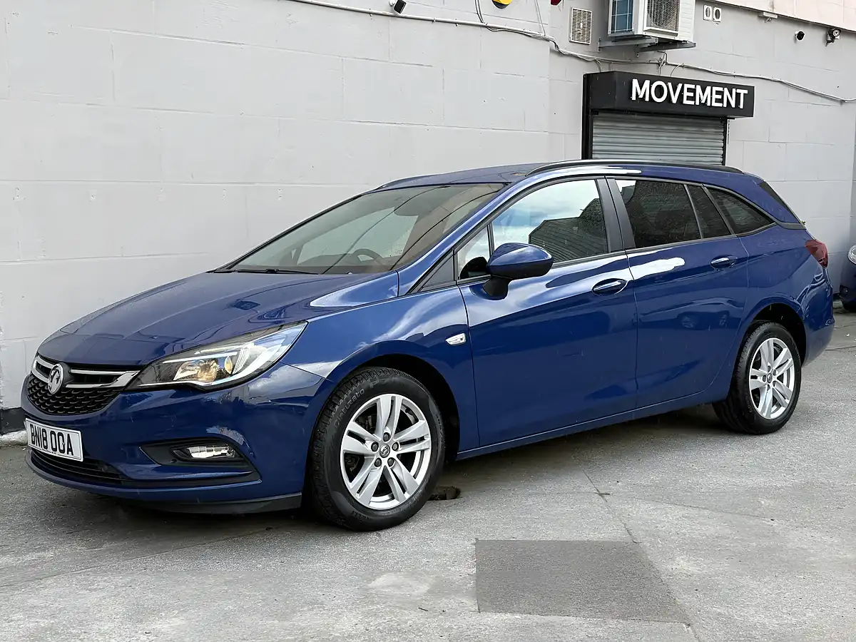 Used 2018 Vauxhall Astra Tech Line Nav Blue - Interior and Exterior details 2