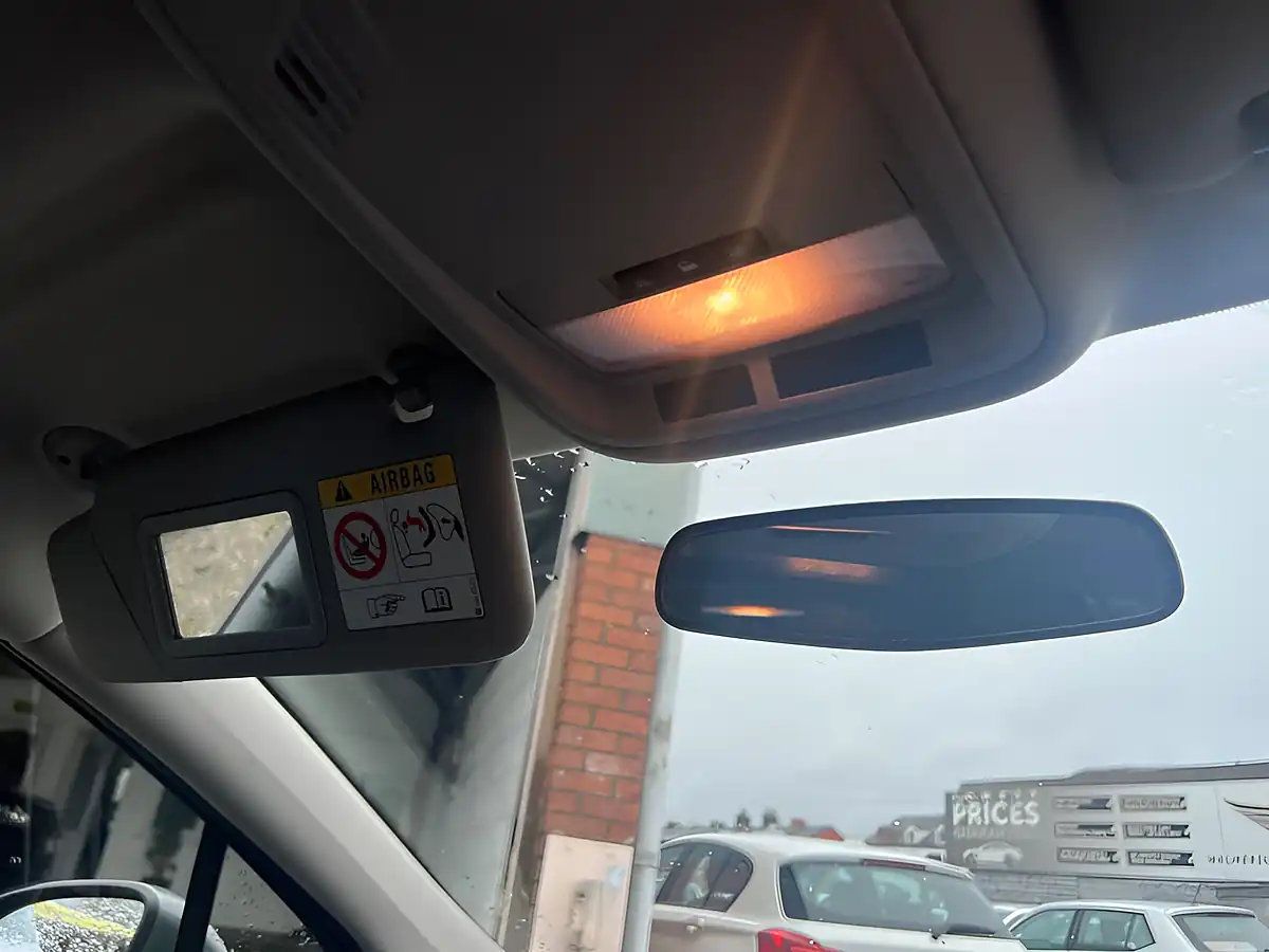 Used 2018 Vauxhall Astra Tech Line Nav Grey - Interior and Exterior details 17