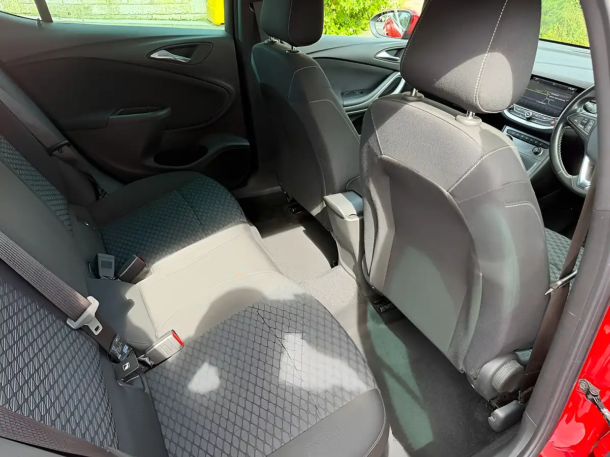 Used 2018 Vauxhall Astra Tech Line Nav Red - Interior and Exterior details 13