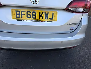 Used 2018 Vauxhall Astra Tech Line Nav Silver - Interior and Exterior details 14