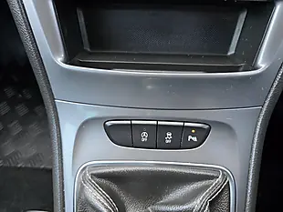 Used 2018 Vauxhall Astra Tech Line Nav Silver - Interior and Exterior details 15