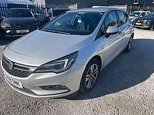 Used 2018 Vauxhall Astra Tech Line Nav Silver - Interior and Exterior details 3