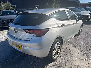 Used 2018 Vauxhall Astra Tech Line Nav Silver - Interior and Exterior details 5