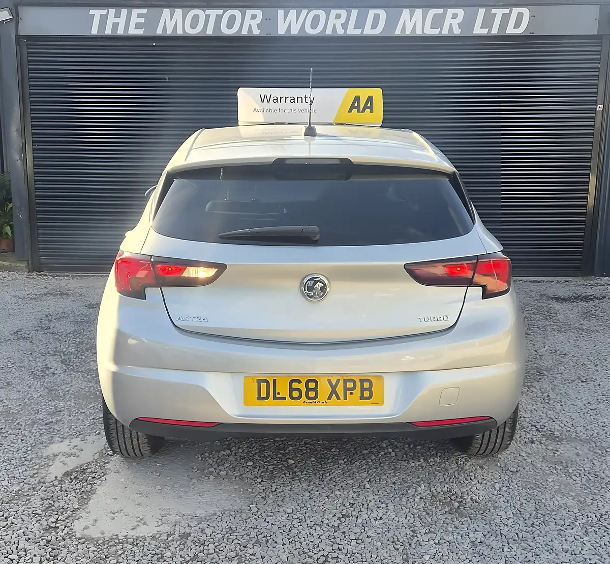 Used 2018 Vauxhall Astra Tech Line Nav Silver - Interior and Exterior details 6