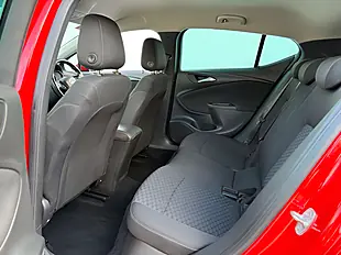 Used 2018 Vauxhall Astra Tech Line Nav T Lava Red - Interior and Exterior details 18