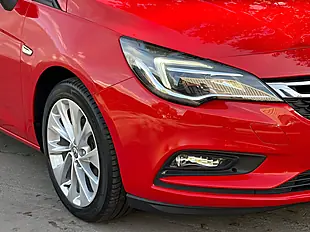 Used 2018 Vauxhall Astra Tech Line Nav T Lava Red - Interior and Exterior details 5
