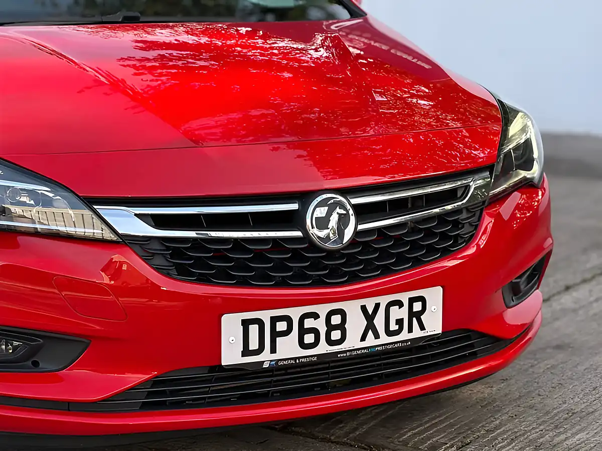 Used 2018 Vauxhall Astra Tech Line Nav T Lava Red - Interior and Exterior details 6
