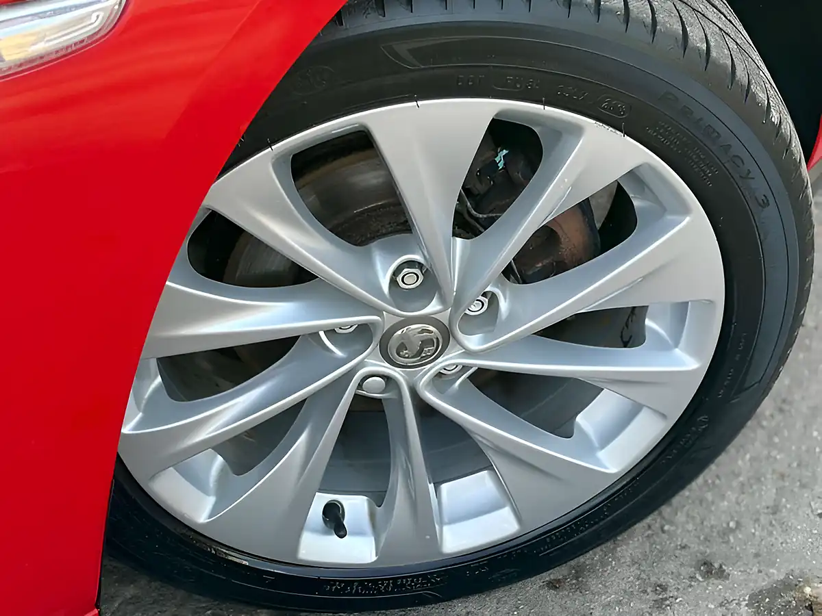Used 2018 Vauxhall Astra Tech Line Nav T Lava Red - Interior and Exterior details 7