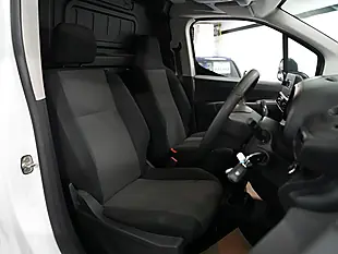 Used 2018 Vauxhall Combo 2000 Edition White - Interior and Exterior details 12