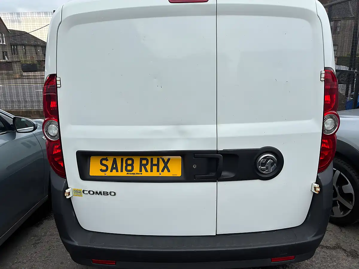 Used 2018 Vauxhall Combo Factory Crew Van White - Interior and Exterior details 12