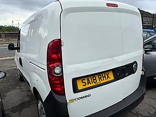 Used 2018 Vauxhall Combo Factory Crew Van White - Interior and Exterior details 6