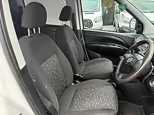 Used 2018 Vauxhall Combo Factory Crew Van White - Interior and Exterior details 9