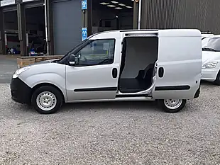 Used 2018 Vauxhall Combo L1 Silver - Interior and Exterior details 19
