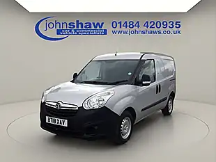 Used 2018 Vauxhall Combo L1 Silver - Interior and Exterior details 4