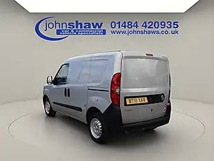 Used 2018 Vauxhall Combo L1 Silver - Interior and Exterior details 7