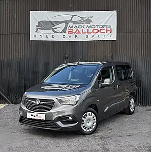 Used 2018 Vauxhall Combo Life Energy Grey - Interior and Exterior details 9