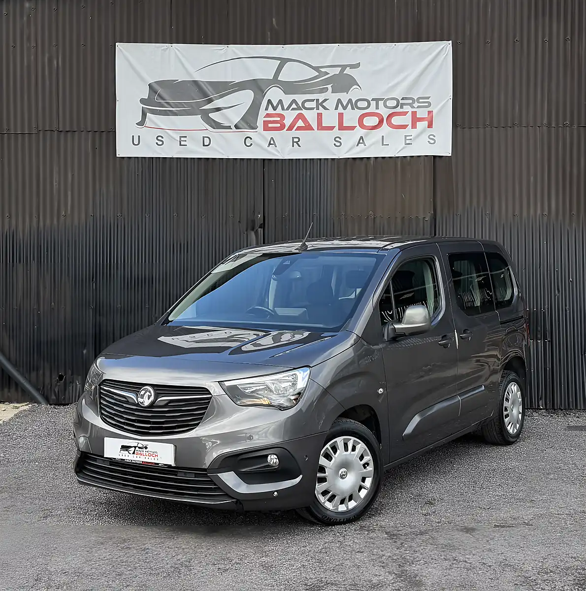 Used 2018 Vauxhall Combo Life Energy Grey - Interior and Exterior details 9
