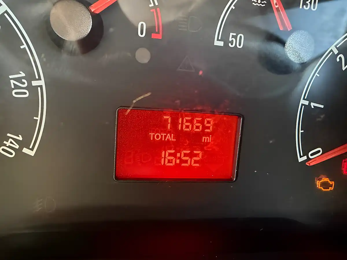 Used 2018 Vauxhall Combo White - Interior and Exterior details 10