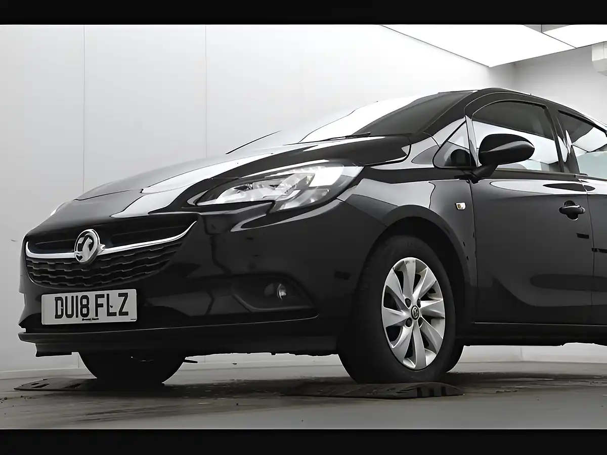 Used 2018 Vauxhall Corsa Design Black - Interior and Exterior details 5