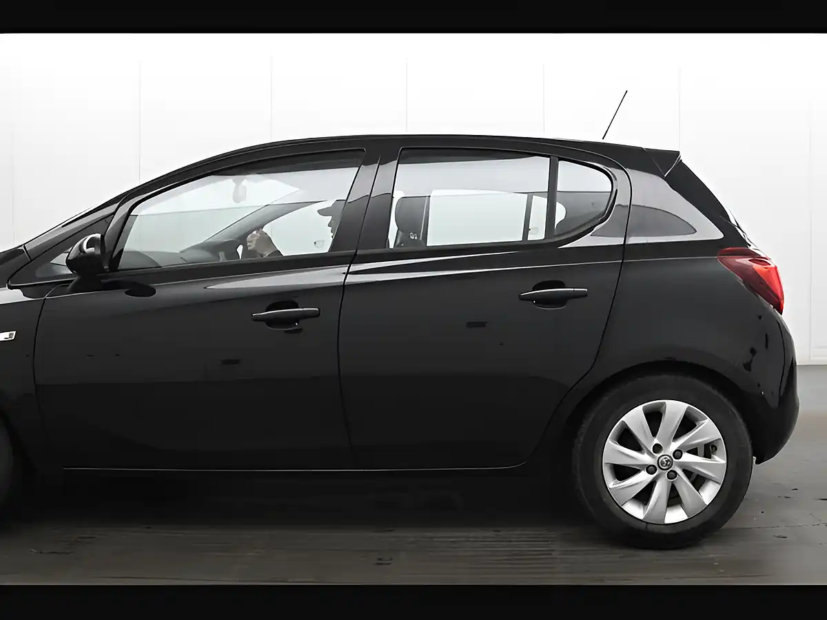 Used 2018 Vauxhall Corsa Design Black - Interior and Exterior details 8