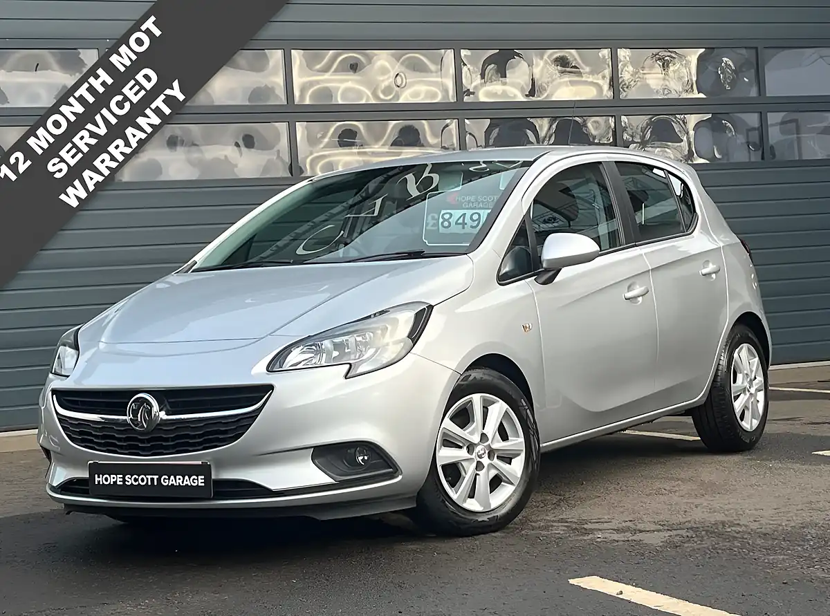 Used 2018 Vauxhall Corsa Design Silver - Front View