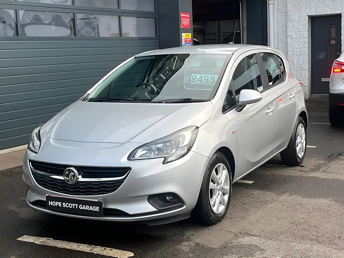 Used 2018 Vauxhall Corsa Design Silver - Interior and Exterior details 9
