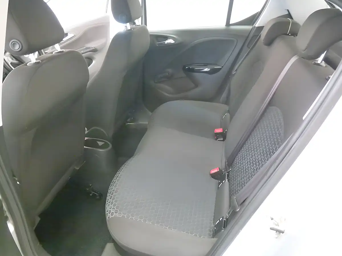 Used 2018 Vauxhall Corsa Design Silver - Interior and Exterior details 16