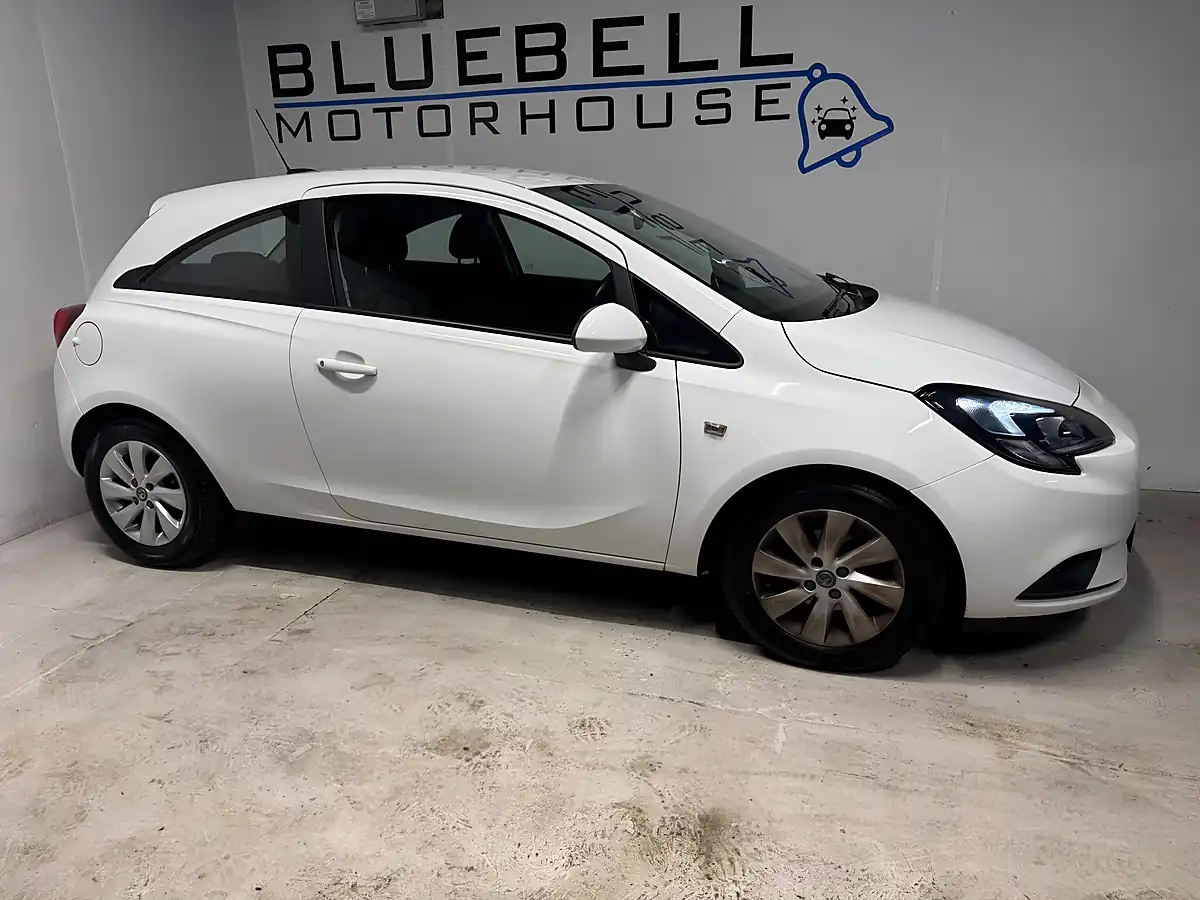 Used 2018 Vauxhall Corsa Design White - Interior and Exterior details 8