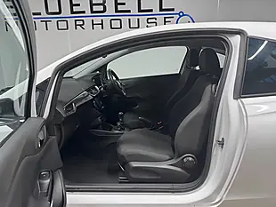 Used 2018 Vauxhall Corsa Design White - Interior and Exterior details 9