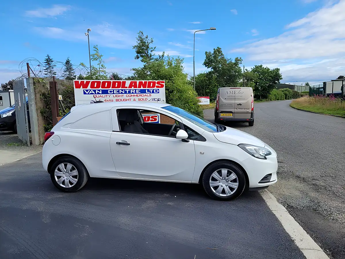 Used 2018 Vauxhall Corsa Ecoflex White - Interior and Exterior details 2