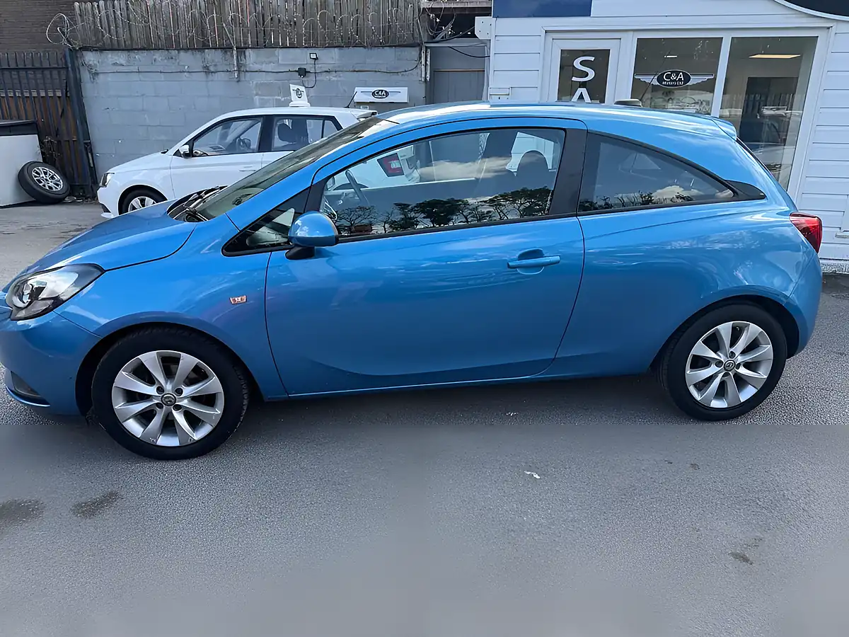 Used 2018 Vauxhall Corsa Energy Blue - Interior and Exterior details 4