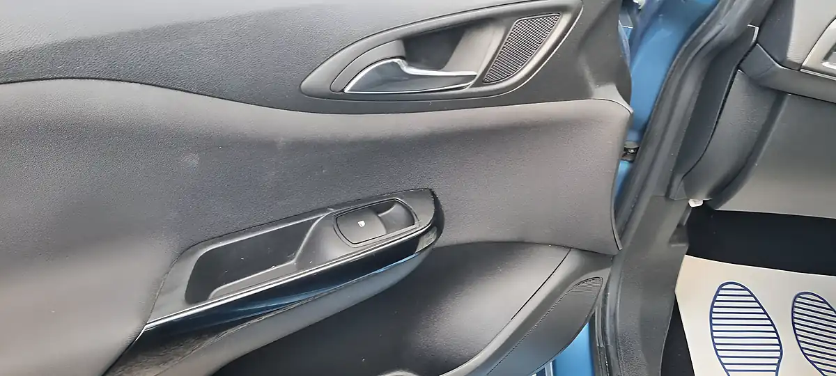 Used 2018 Vauxhall Corsa Energy Blue - Interior and Exterior details 15