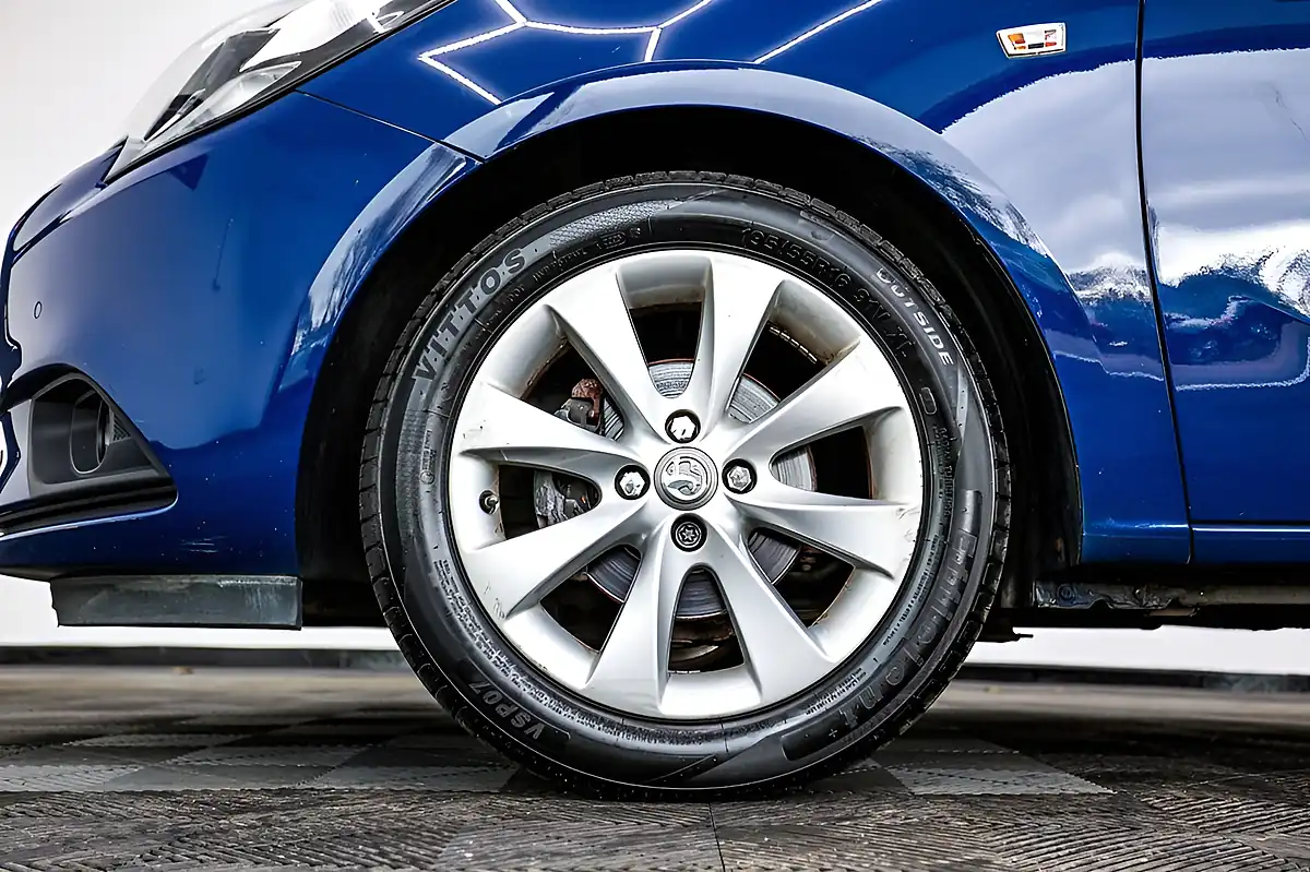 Used 2018 Vauxhall Corsa Energy Blue - Interior and Exterior details 16