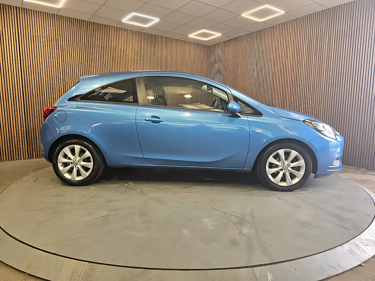 Used 2018 Vauxhall Corsa Energy Blue - Interior and Exterior details 7