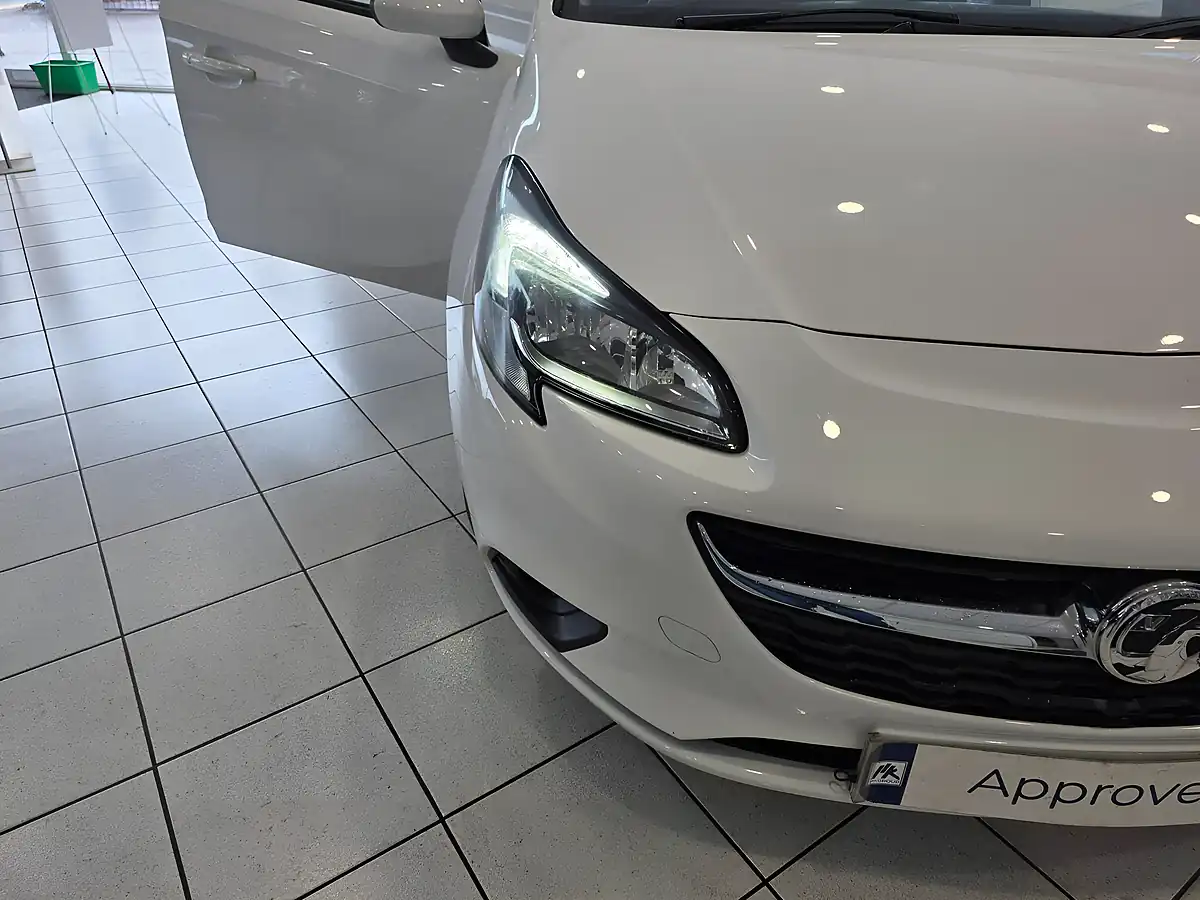 Used 2018 Vauxhall Corsa Energy White - Interior and Exterior details 20