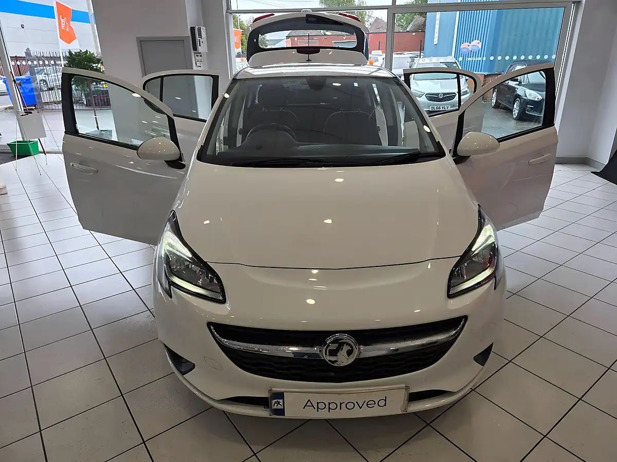 Used 2018 Vauxhall Corsa Energy White - Interior and Exterior details 5