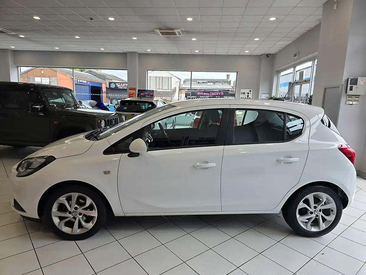 Used 2018 Vauxhall Corsa Energy White - Interior and Exterior details 7