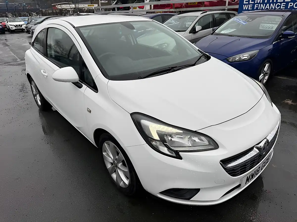 Used 2018 Vauxhall Corsa Energy White - Interior and Exterior details 11