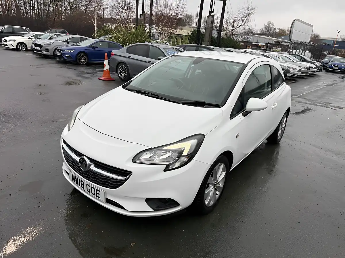 Used 2018 Vauxhall Corsa Energy White - Interior and Exterior details 17