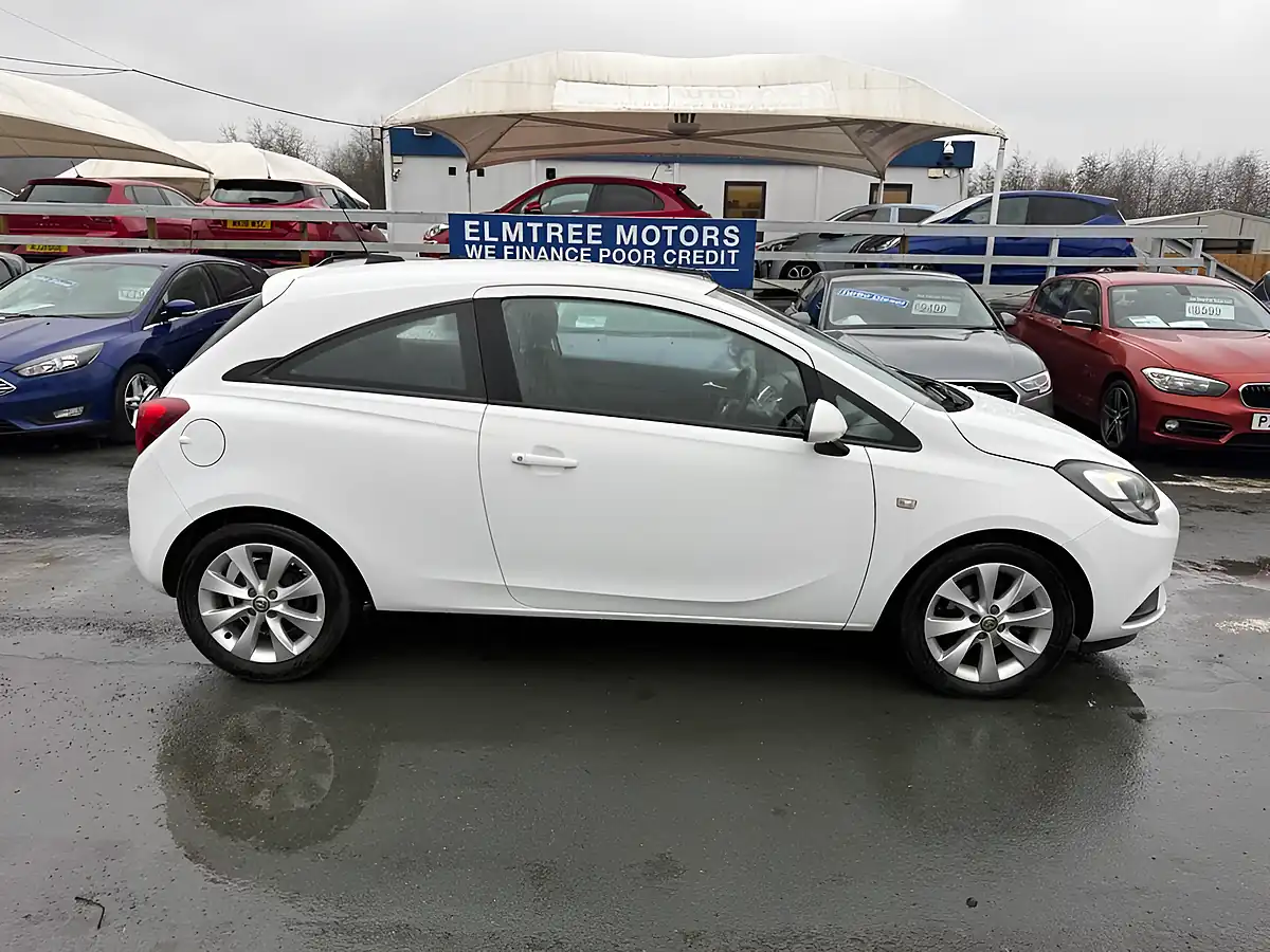 Used 2018 Vauxhall Corsa Energy White - Interior and Exterior details 4