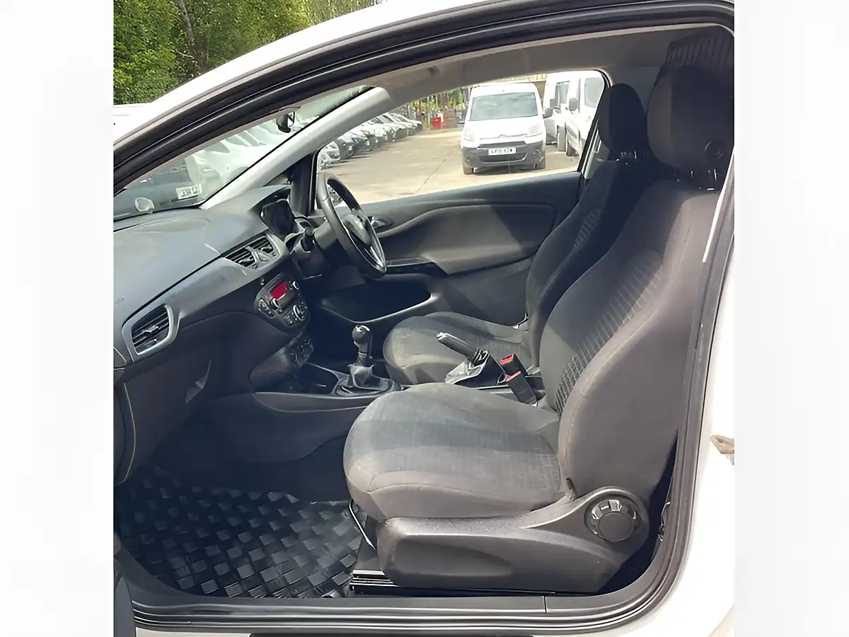 Used 2018 Vauxhall Corsa L1 H1 White - Interior and Exterior details 19