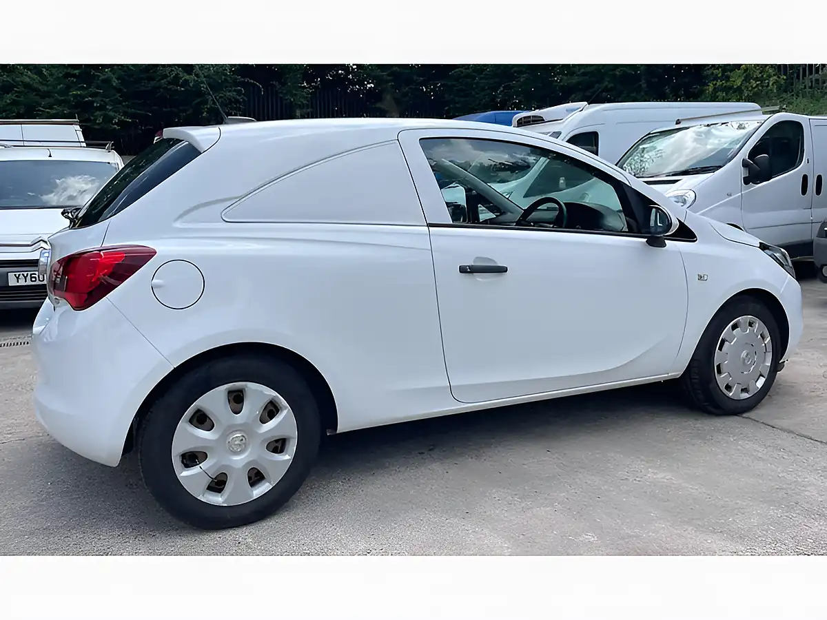 Used 2018 Vauxhall Corsa L1 H1 White - Interior and Exterior details 6