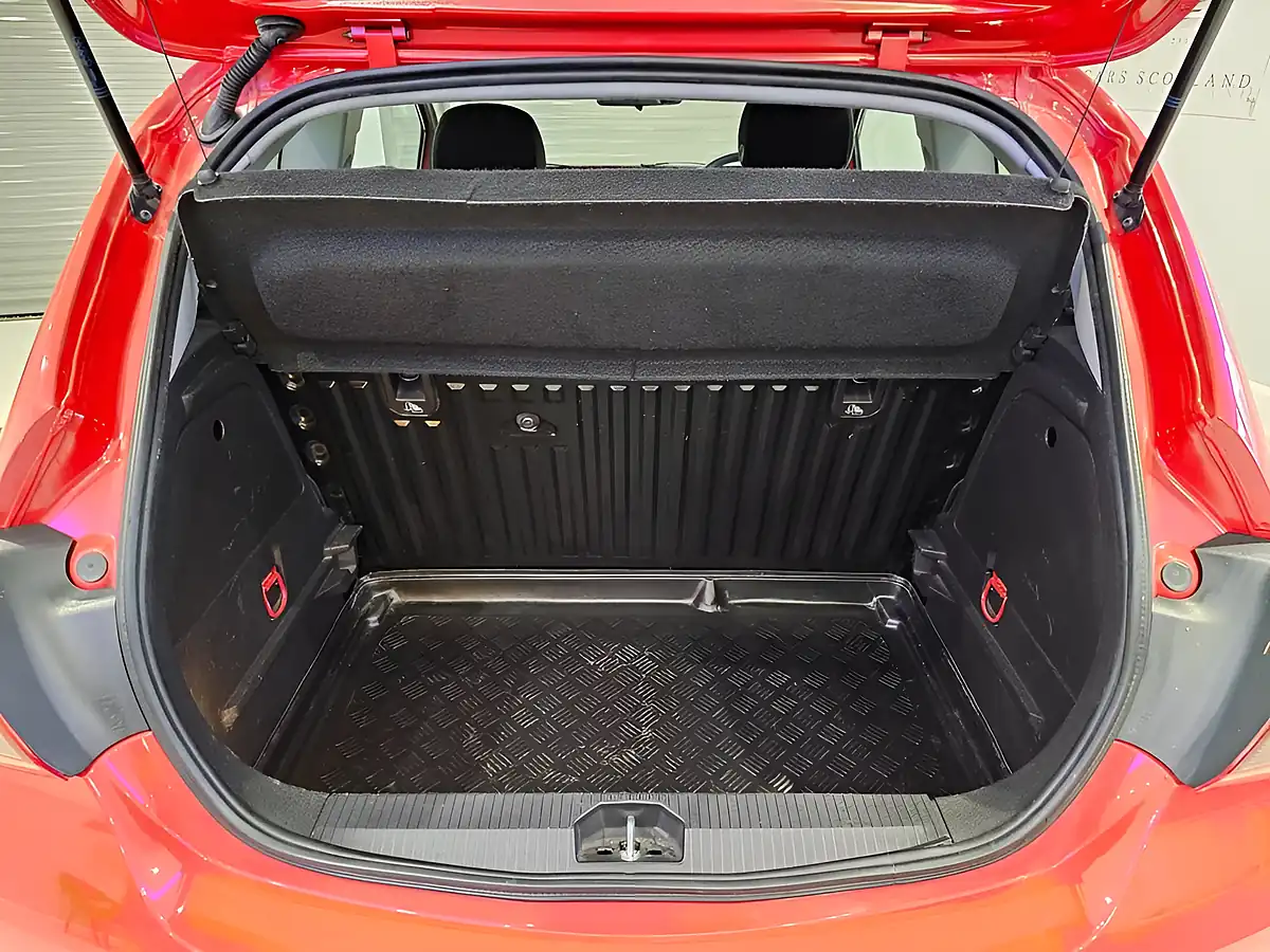 Used 2018 Vauxhall Corsa Limited Edition Red - Interior and Exterior details 17