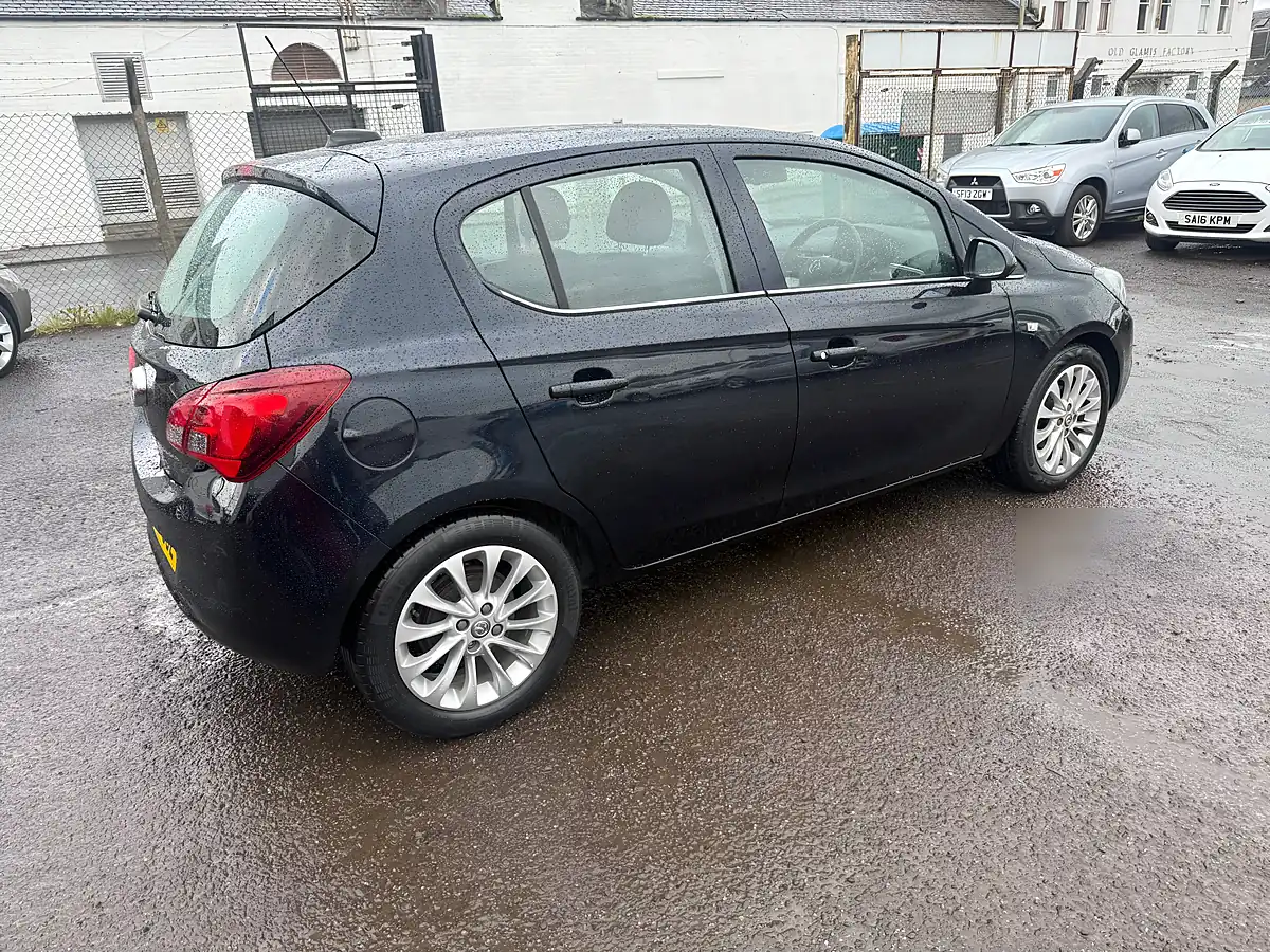 Used 2018 Vauxhall Corsa Se Nav Blue - Interior and Exterior details 5