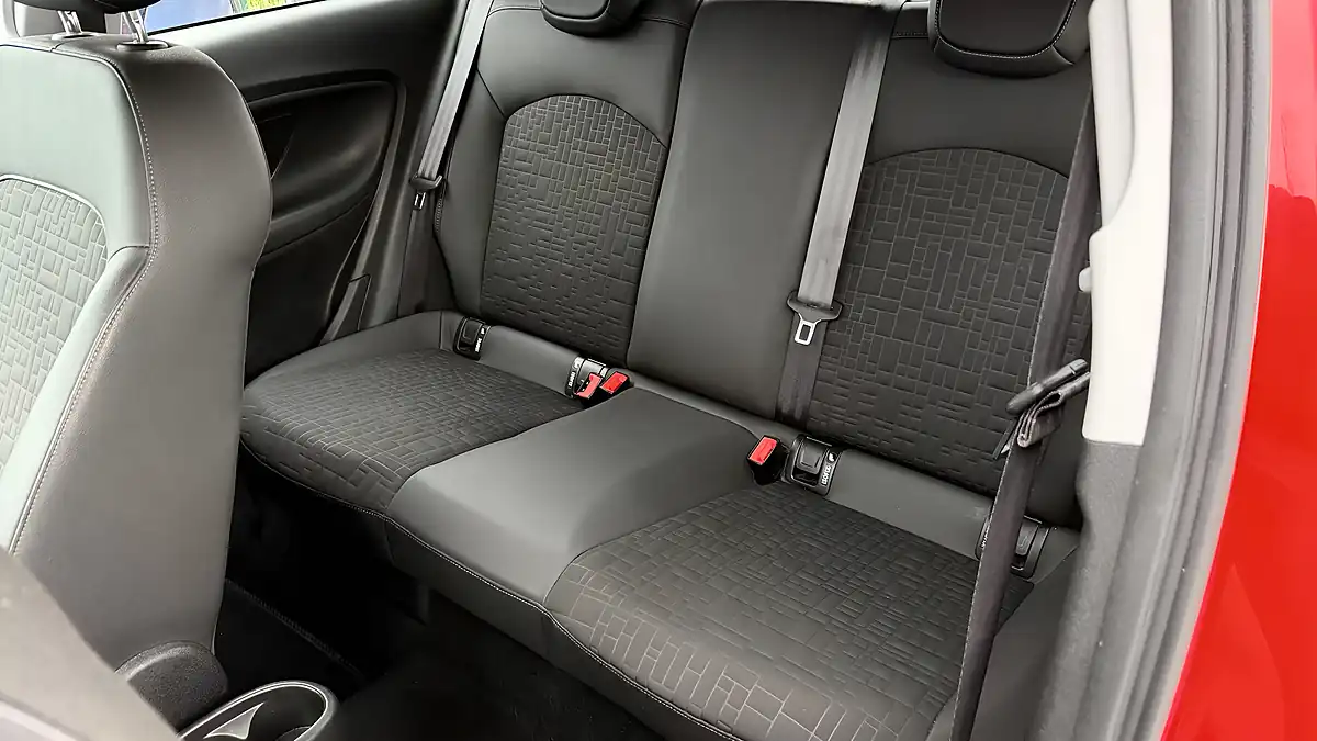 Used 2018 Vauxhall Corsa Se Red - Interior and Exterior details 19