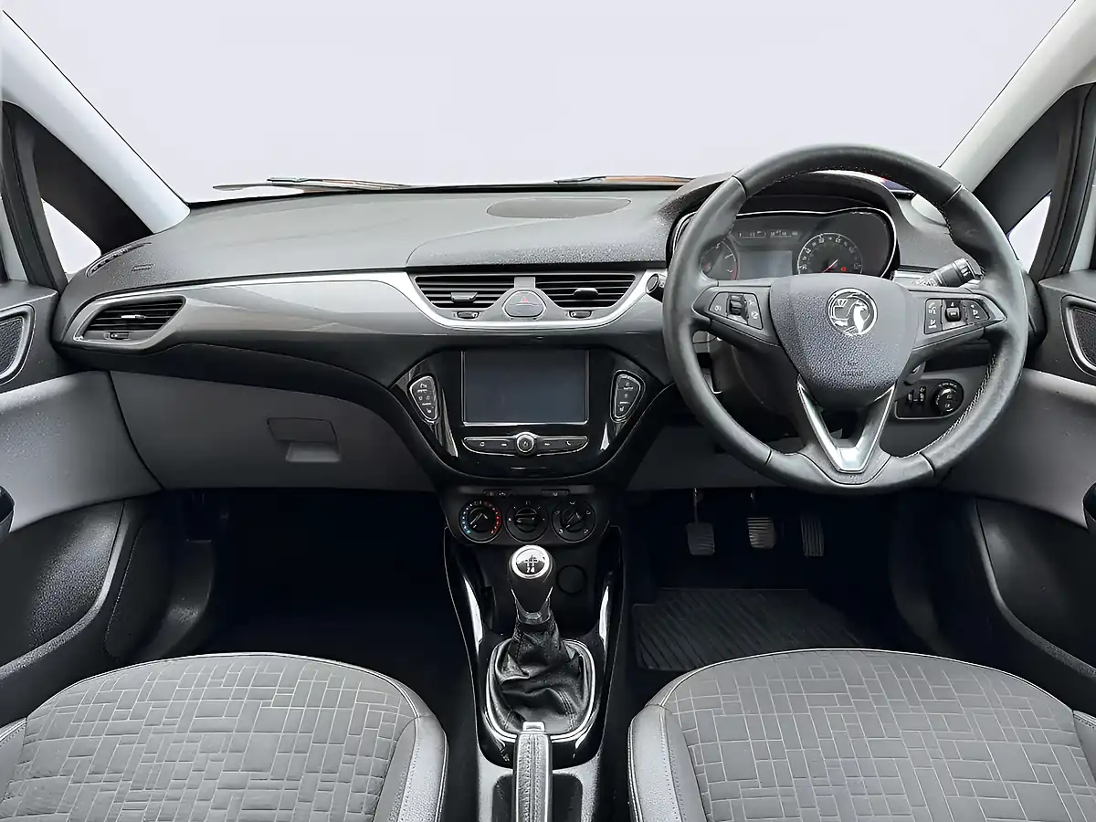 Used 2018 Vauxhall Corsa Se Silver - Interior and Exterior details 12