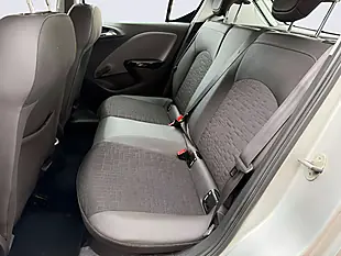 Used 2018 Vauxhall Corsa Se Silver - Interior and Exterior details 14
