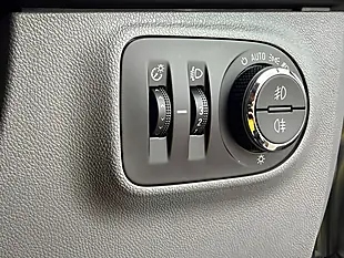 Used 2018 Vauxhall Corsa Se Silver - Interior and Exterior details 19